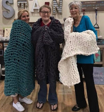 Beginners Cozy Blanket Workshop